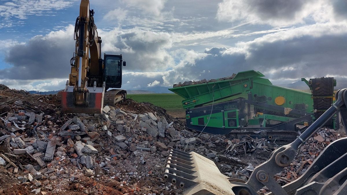 Odpadová firma čelí obžalobě za krácení poplatků se škodou za skoro miliardu